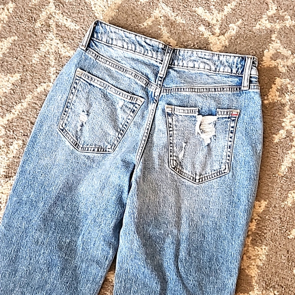 Edgely 90s taper jeans rivet detailing distressed soft jeans size 4 New - Picture 6 of 7